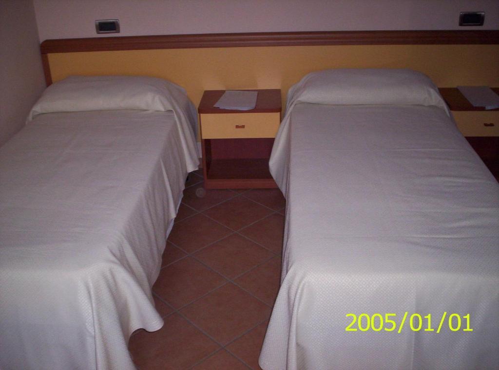 Villa Gioconda Resort Migliarino Cameră foto